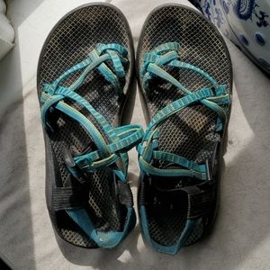 Chacos size W9